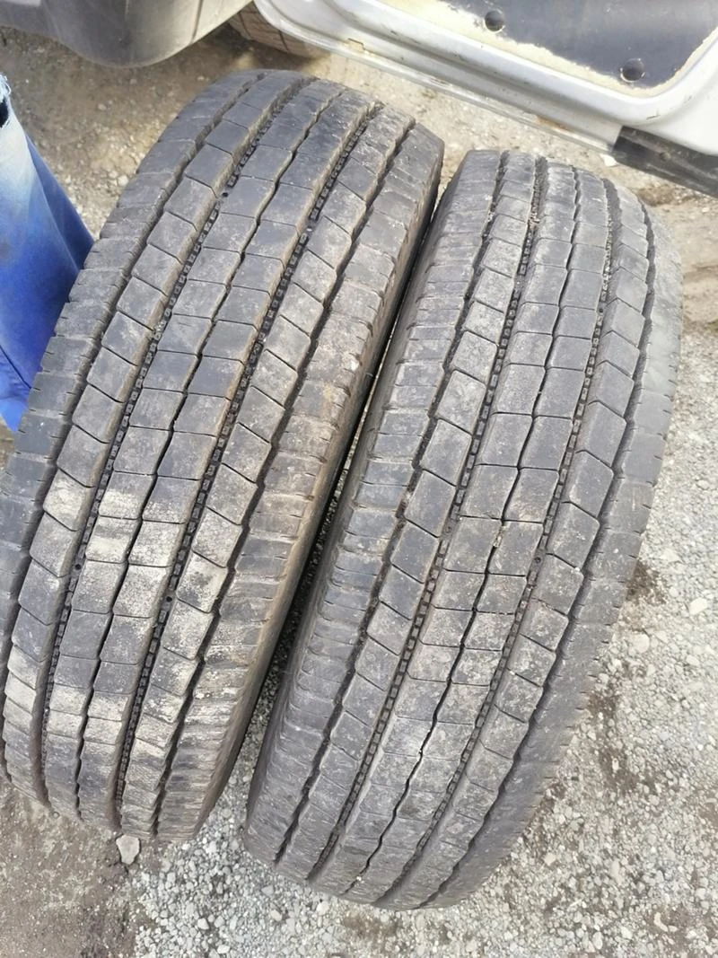 Гуми Летни 205/75R17.5, снимка 2 - Гуми и джанти - 41998559