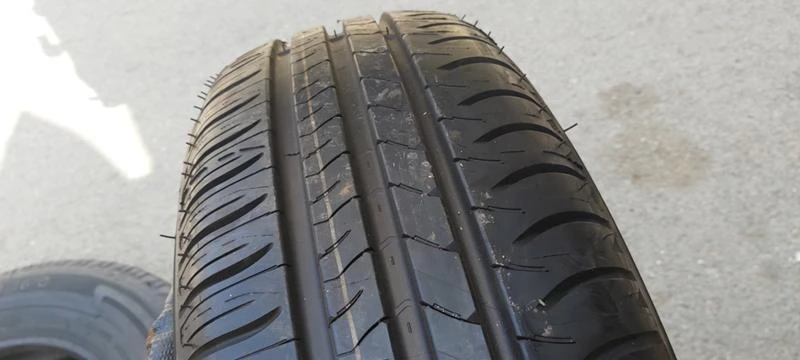 Гуми Летни 185/65R15, снимка 2 - Гуми и джанти - 33033837