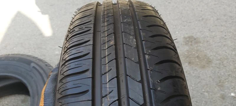 Гуми Летни 185/65R15, снимка 1 - Гуми и джанти - 33033837