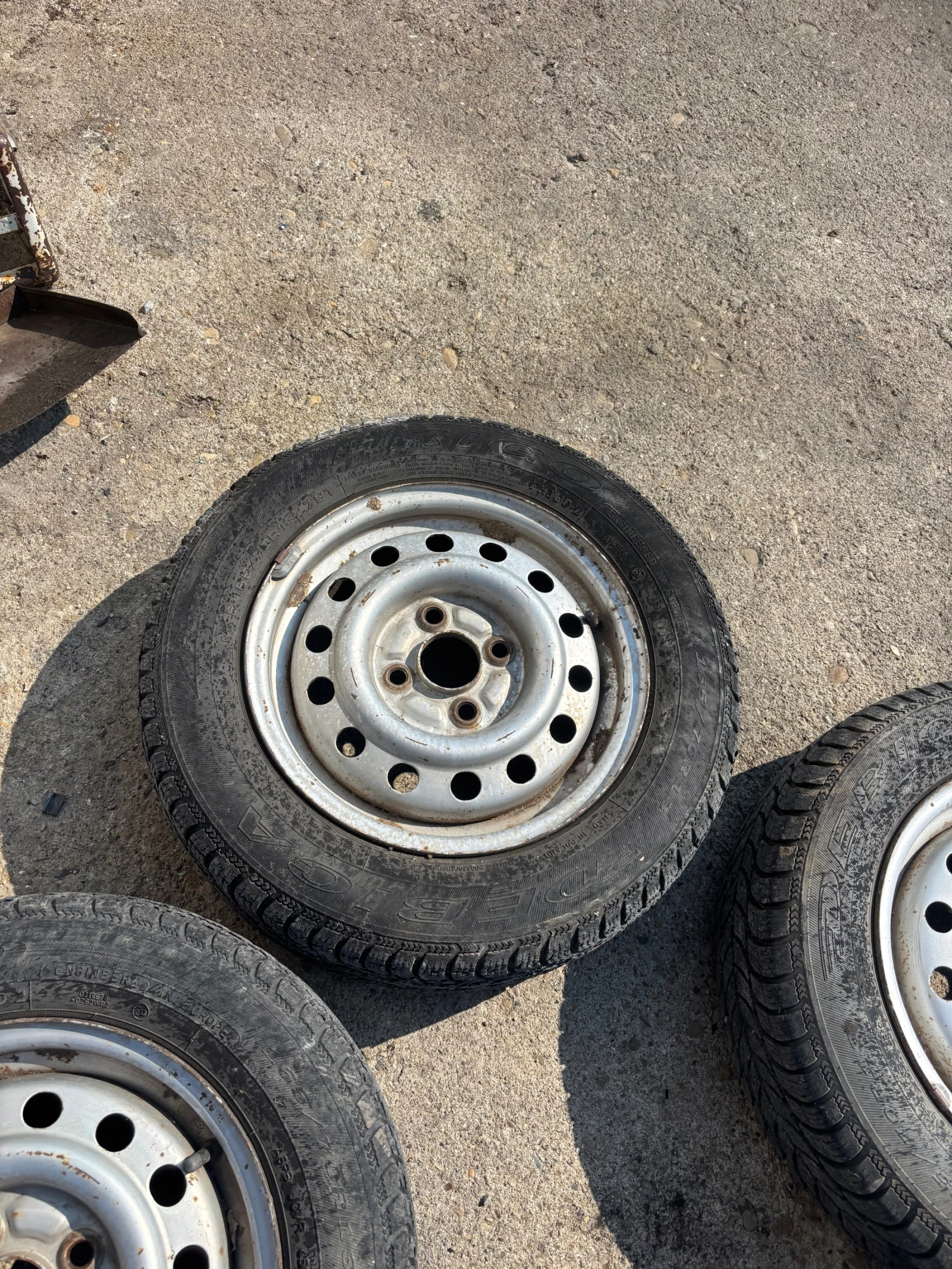 Гуми с джанти Debica 165/70R13, снимка 4 - Гуми и джанти - 55118441