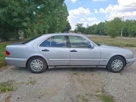 Mercedes-Benz E 240 V6, снимка 3
