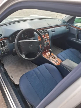 Mercedes-Benz E 240 V6, снимка 16