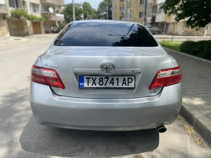 Toyota Camry LE - ЦЕНА ПО ДОГОВАРЯНЕ, снимка 4 - Автомобили и джипове - 47513869