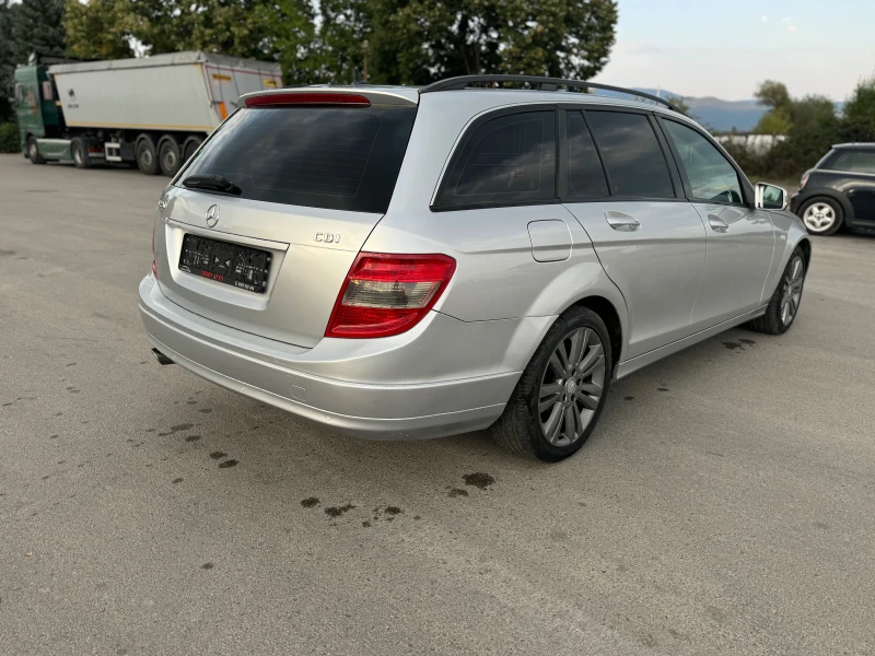 Mercedes-Benz C 220 Топ, снимка 4 - Автомобили и джипове - 47079909