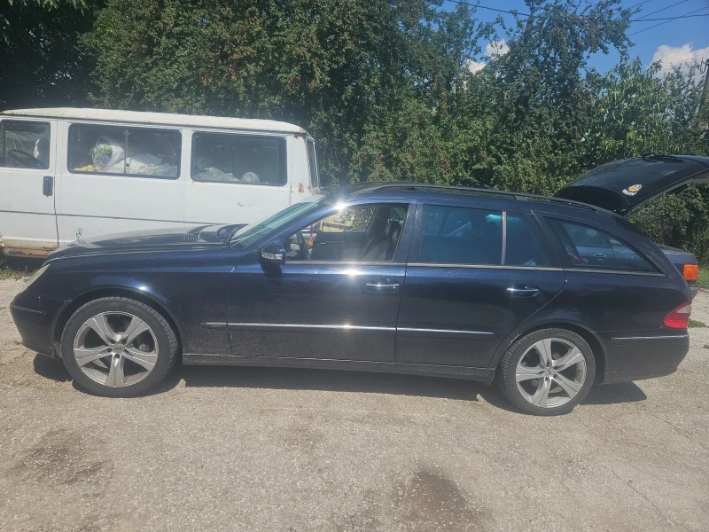 Mercedes-Benz E 320, снимка 2 - Автомобили и джипове - 48575693