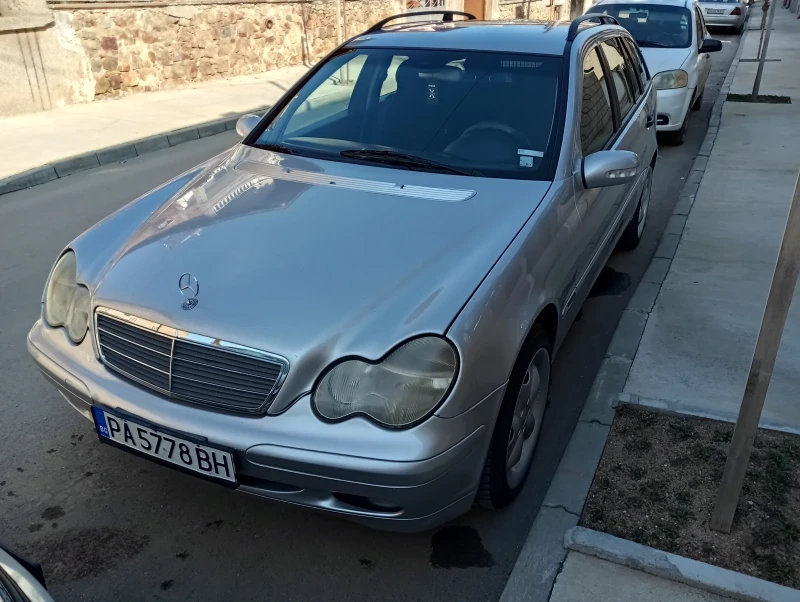 Mercedes-Benz C 220, снимка 5 - Автомобили и джипове - 49162677