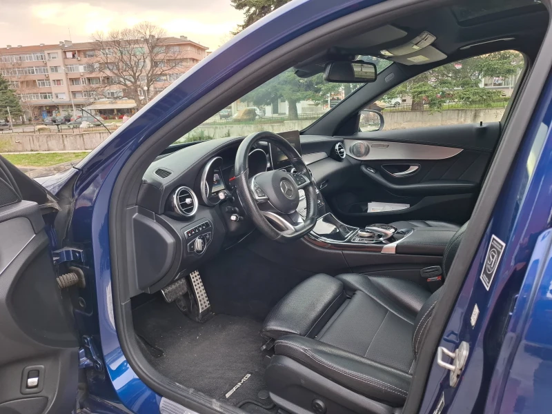 Mercedes-Benz C 250 AMG/Distronic/LED/PANORAMA/360 CAMERA/LEATHER, снимка 11 - Автомобили и джипове - 52170497
