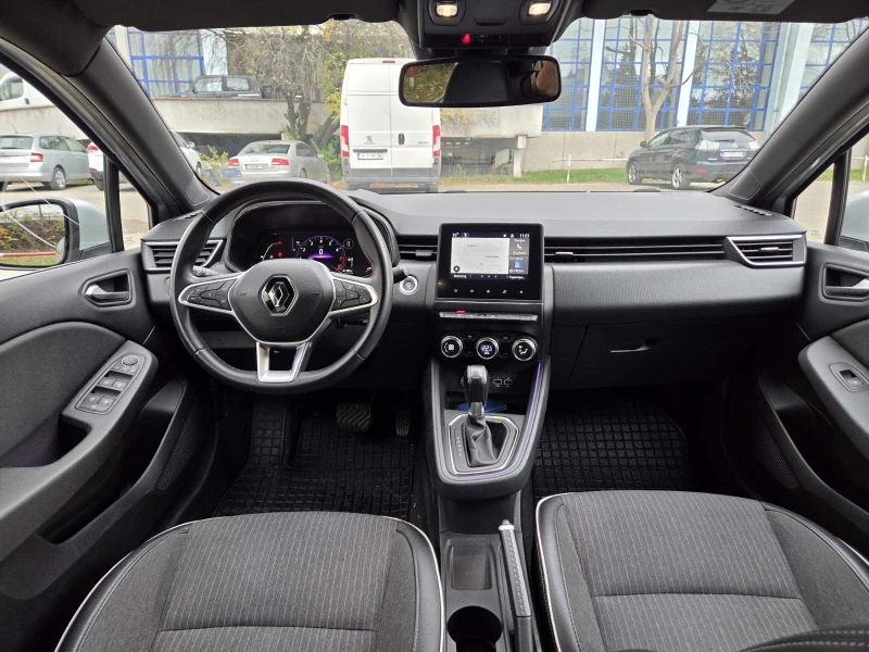 Renault Clio Intens, снимка 12 - Автомобили и джипове - 52330676