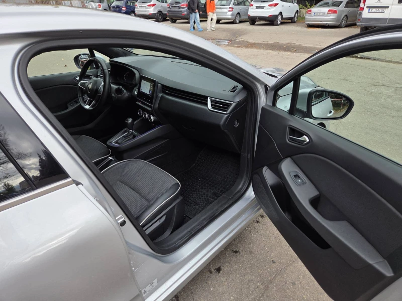 Renault Clio Intens, снимка 7 - Автомобили и джипове - 52330676