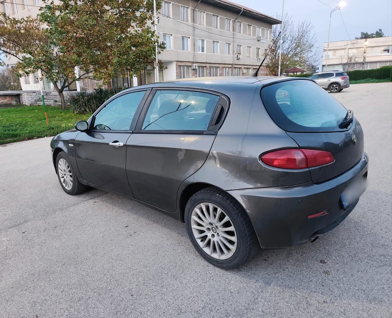 Alfa Romeo 147 1.6 TS газ/бензин, снимка 4 - Автомобили и джипове - 52430951