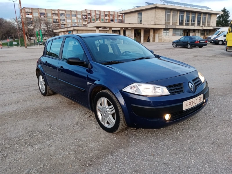 Renault Megane 1.6i KLIMA, снимка 2 - Автомобили и джипове - 52553170