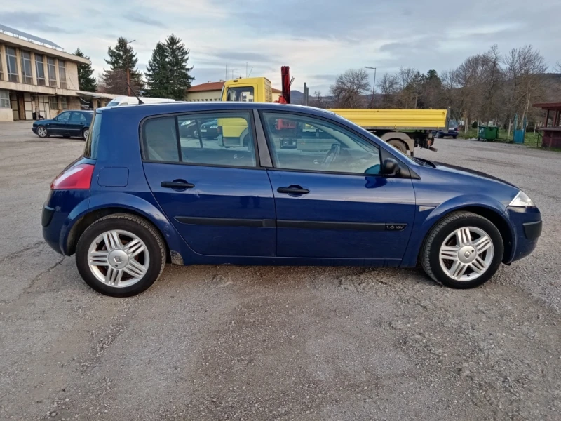 Renault Megane 1.6i KLIMA, снимка 7 - Автомобили и джипове - 52553170