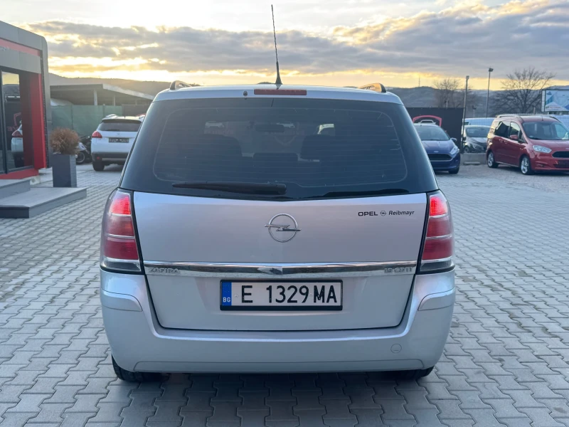 Opel Zafira 1.9CDTI 7-МЕСТА НОВИ ГУМИ, снимка 4 - Автомобили и джипове - 53134419