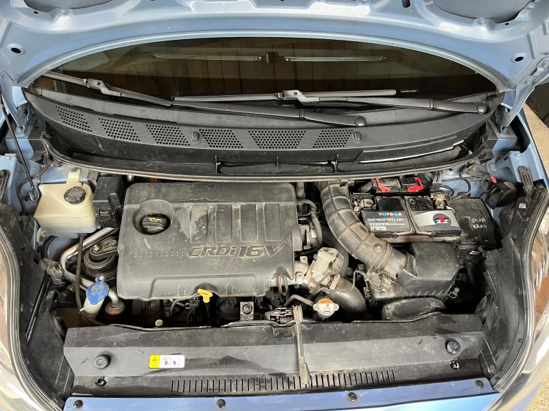 Hyundai Ix20, снимка 14 - Автомобили и джипове - 53212094