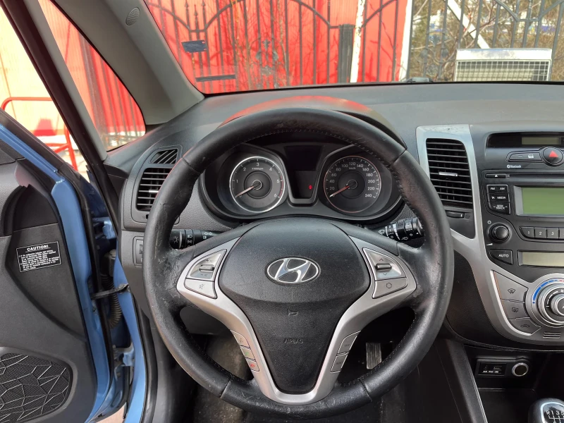 Hyundai Ix20, снимка 13 - Автомобили и джипове - 53212094