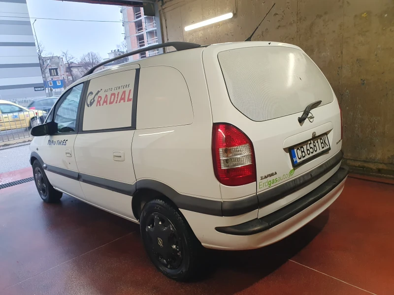 Opel Zafira 1.6 CNG, снимка 2 - Автомобили и джипове - 53240933