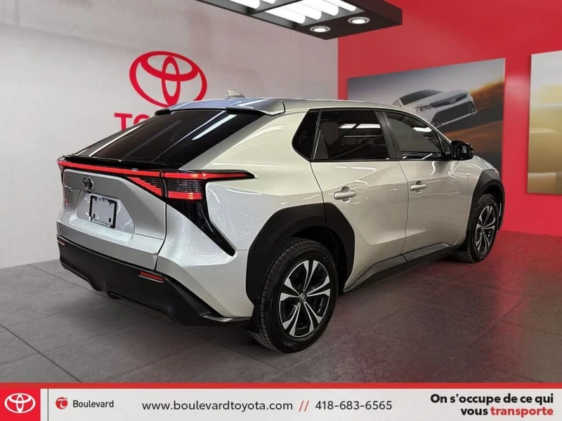 Toyota bZ4X ДИСТРОНИК* СЛЕДНЕ НА ЛЕНТИ* КАМЕРА* ПОДГРЕВ, снимка 3 - Автомобили и джипове - 53361441