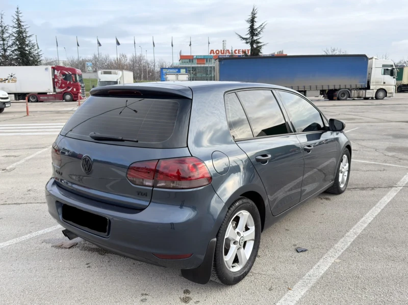 VW Golf TDI, снимка 4 - Автомобили и джипове - 53344840