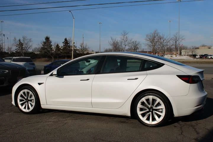 Tesla Model 3 Long Range | Dual Motor | White Interior | One Own, снимка 5 - Автомобили и джипове - 53827537