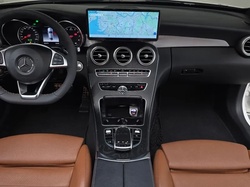 Mercedes-Benz C 200 W205 Coupe, снимка 7 - Автомобили и джипове - 55920505
