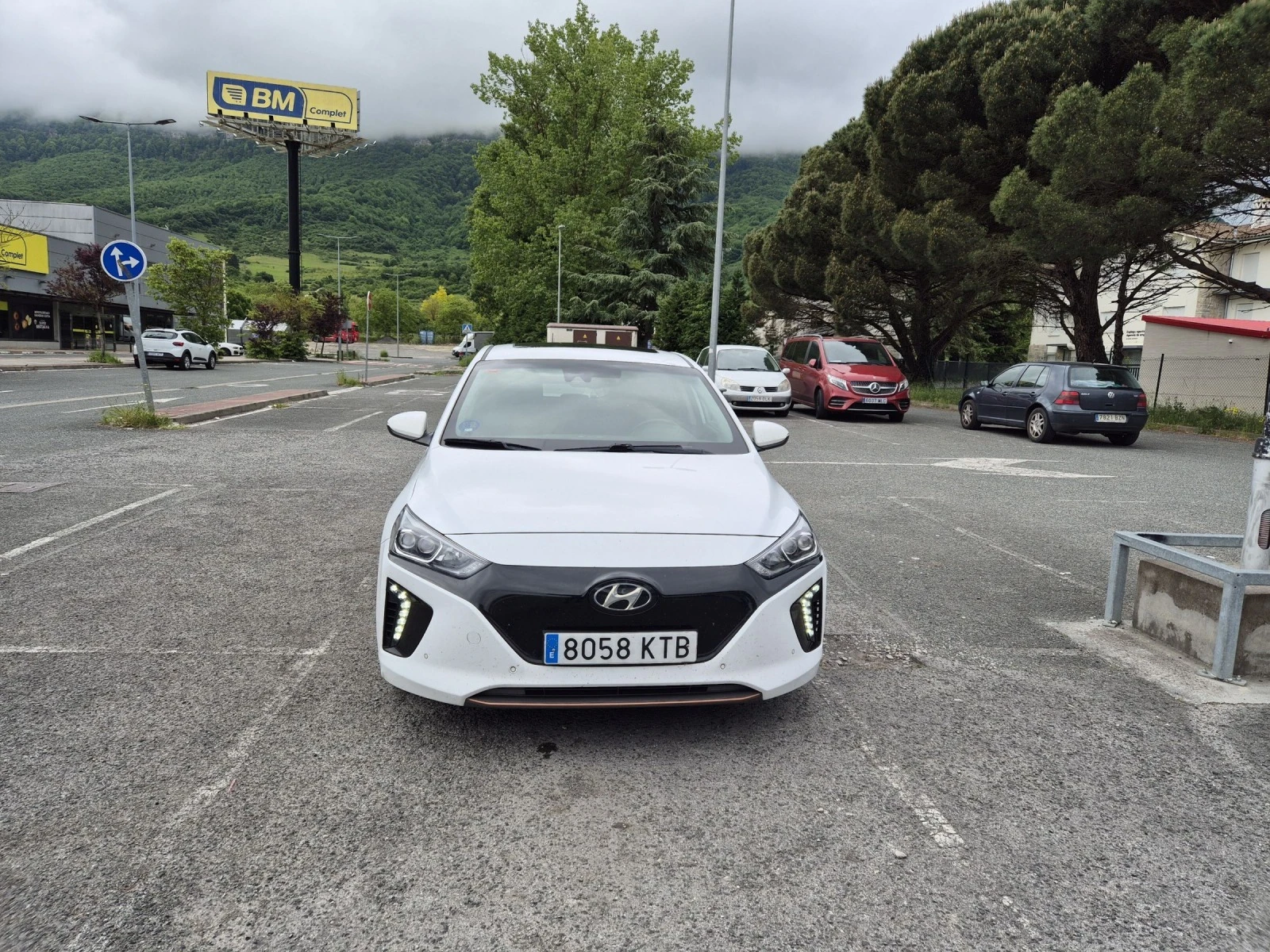 Hyundai Ioniq electric - изображение 3