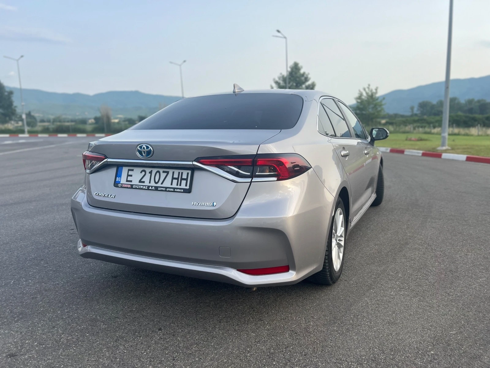 Toyota Corolla 1.8 HSD EXECUTIVE  - изображение 2