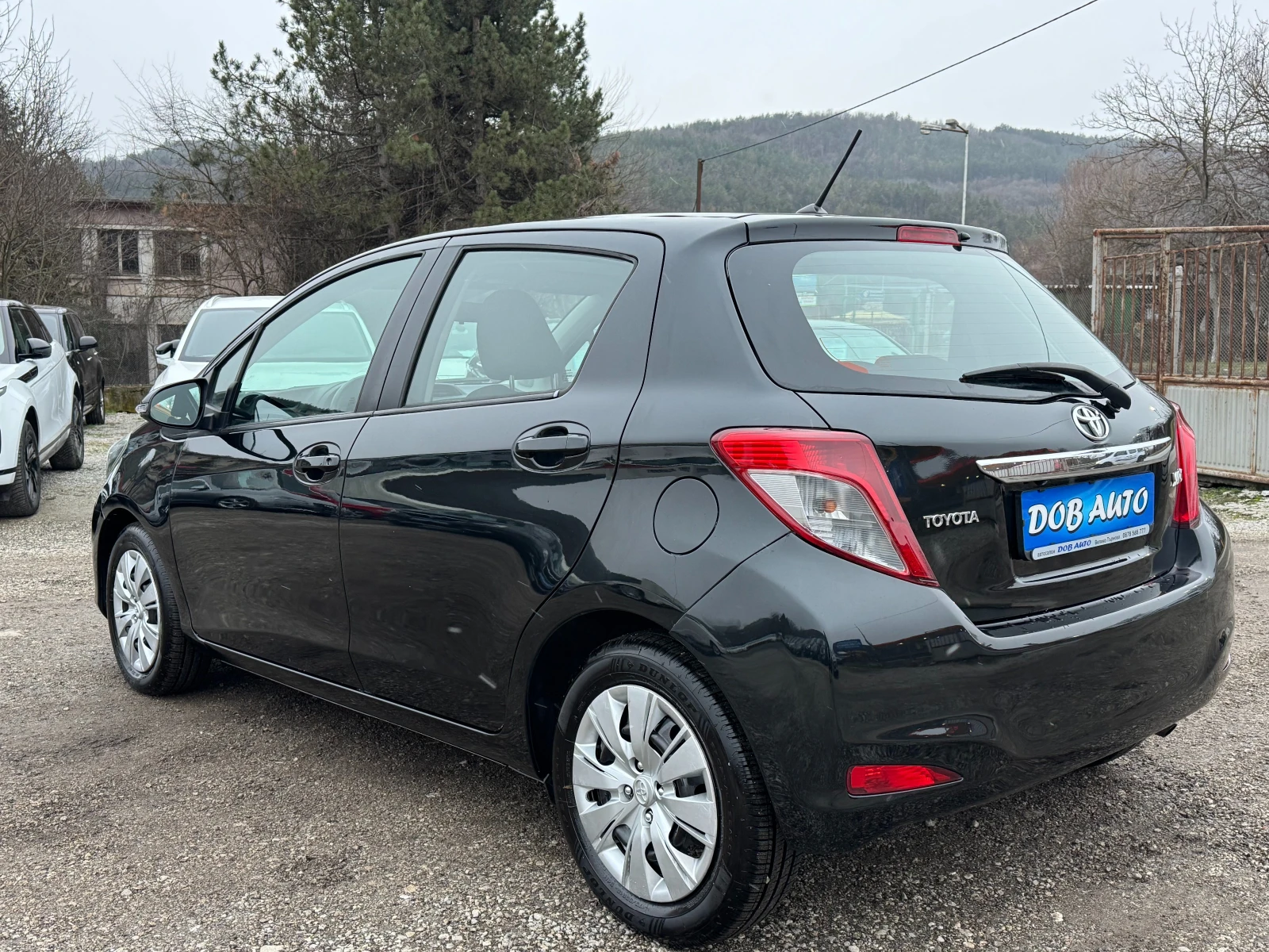Toyota Yaris 1.0i-69к.с-CAMERA-115000KM - изображение 4