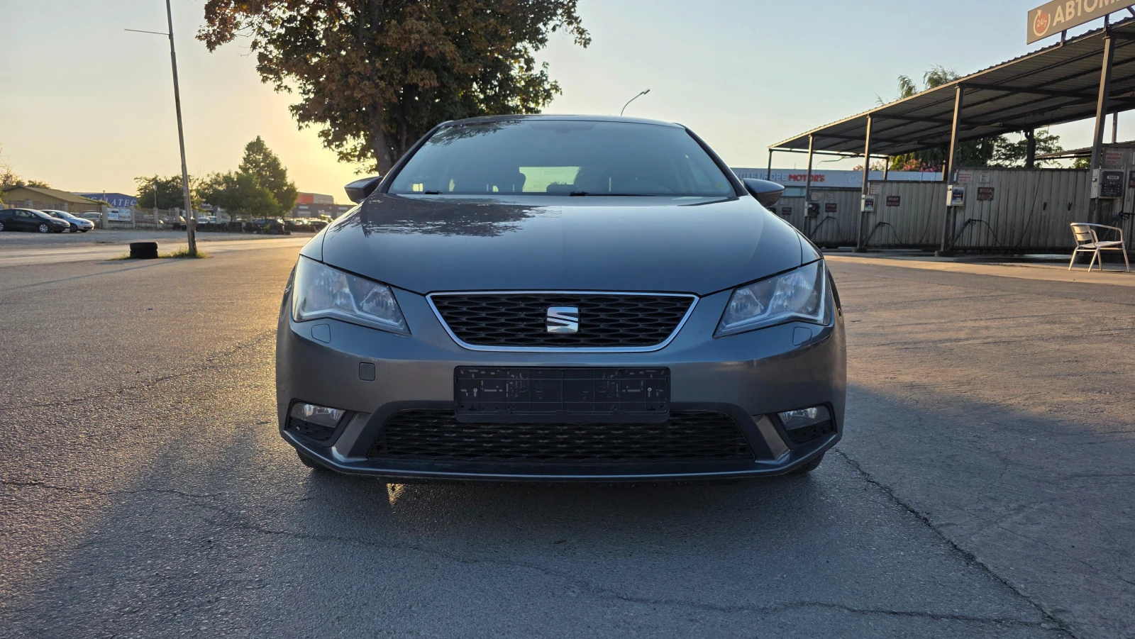Seat Leon ЧИСТО НОВА - изображение 2