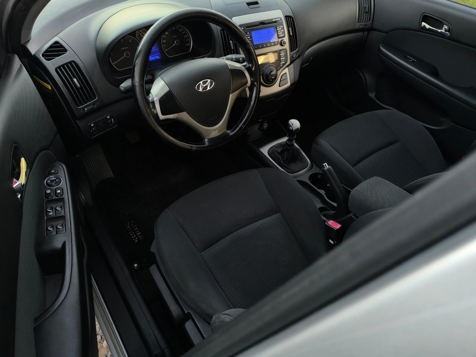 Hyundai I30 FACE LIFT-1.6CRDI-115кс-КЛИМАТРОНИК- - изображение 10