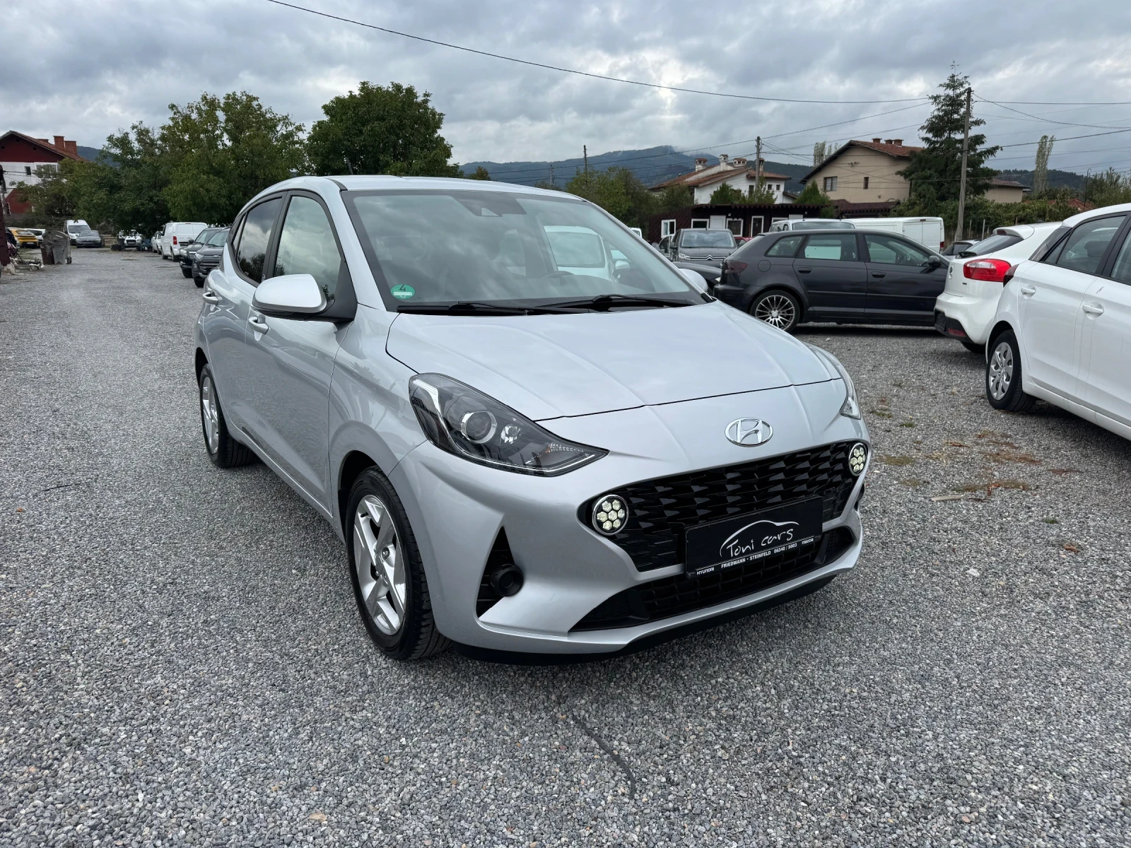 Hyundai I10 1.0i 30 JAHRE EDITION!!! LED!!! - изображение 10