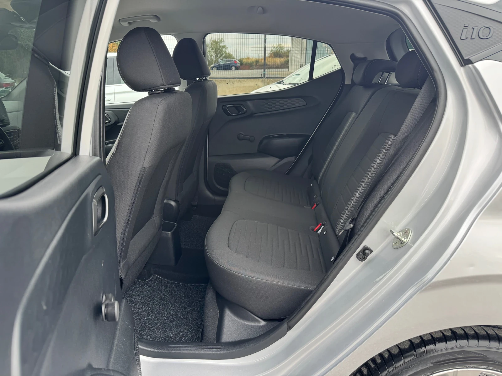 Hyundai I10 1.0i 30 JAHRE EDITION!!! LED!!! | Mobile.bg   15