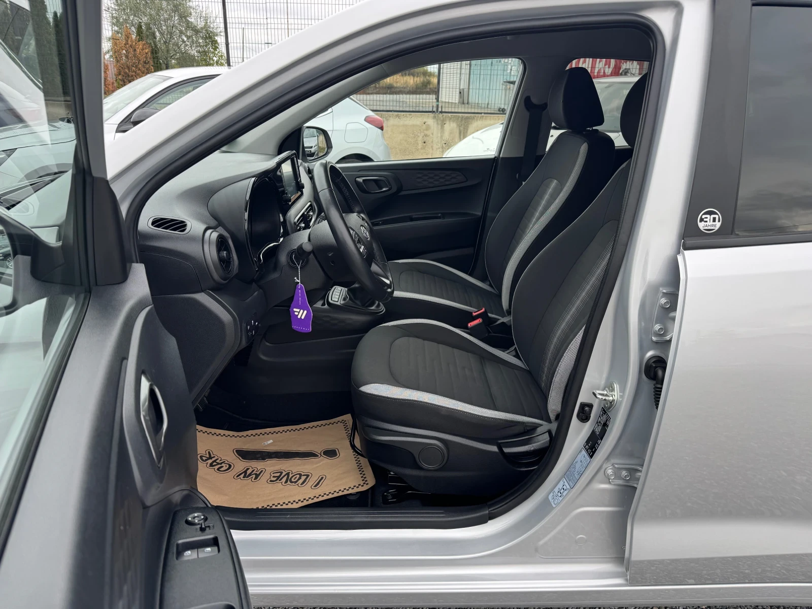 Hyundai I10 1.0i 30 JAHRE EDITION!!! LED!!! | Mobile.bg   11