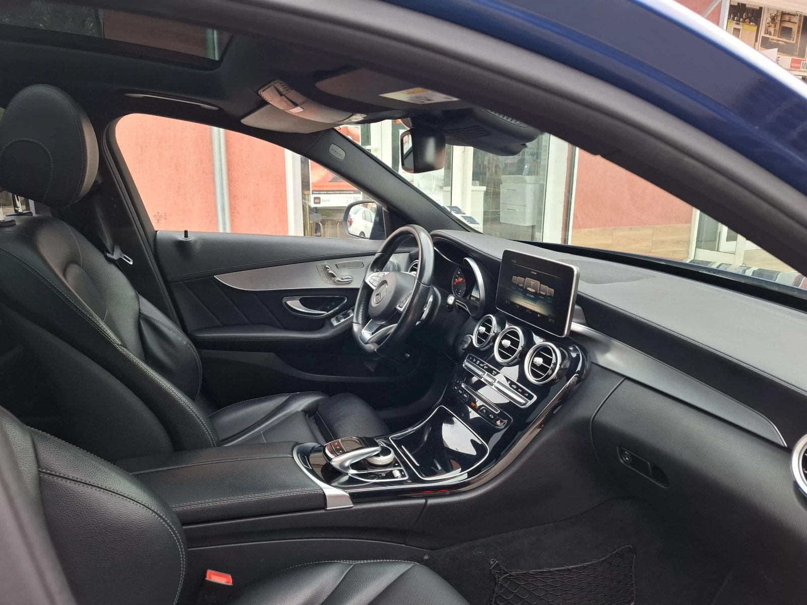 Mercedes-Benz C 250 AMG/Distronic/LED/PANORAMA/360 CAMERA/LEATHER | Mobile.bg   13