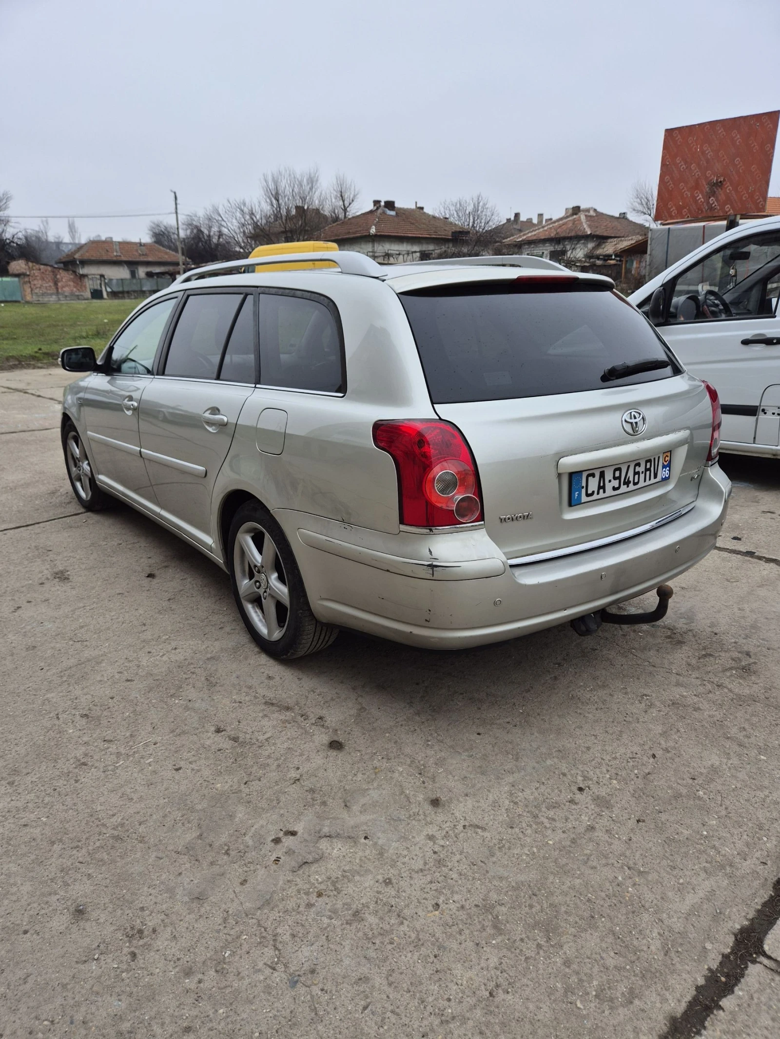 Toyota Avensis 2.2д. 177 к.с. Face lift  - изображение 3