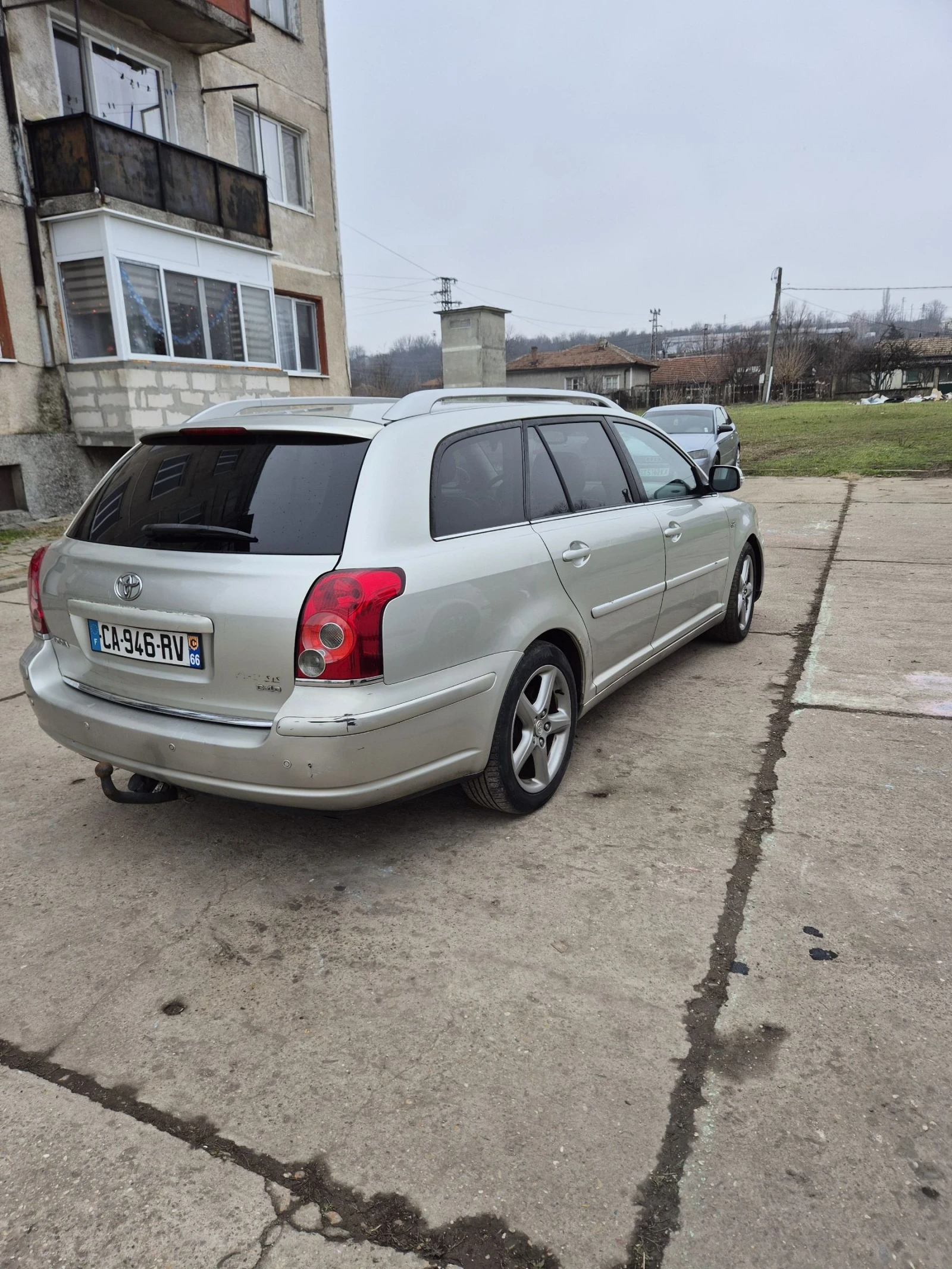 Toyota Avensis 2.2д. 177 к.с. Face lift  - изображение 5