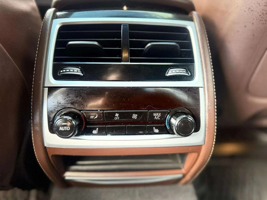 BMW 750 xDrive* AвтоКредит* (ЦЕНА ДО БГ), снимка 16 - Автомобили и джипове - 53862085