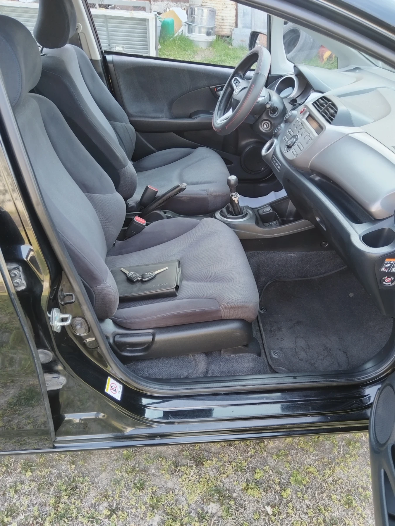 Honda Jazz 1.4i, снимка 8 - Автомобили и джипове - 54017840