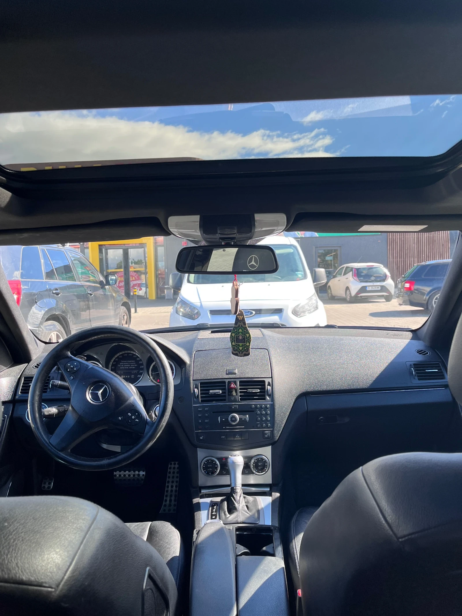 Mercedes-Benz C 220, снимка 5 - Автомобили и джипове - 54323679