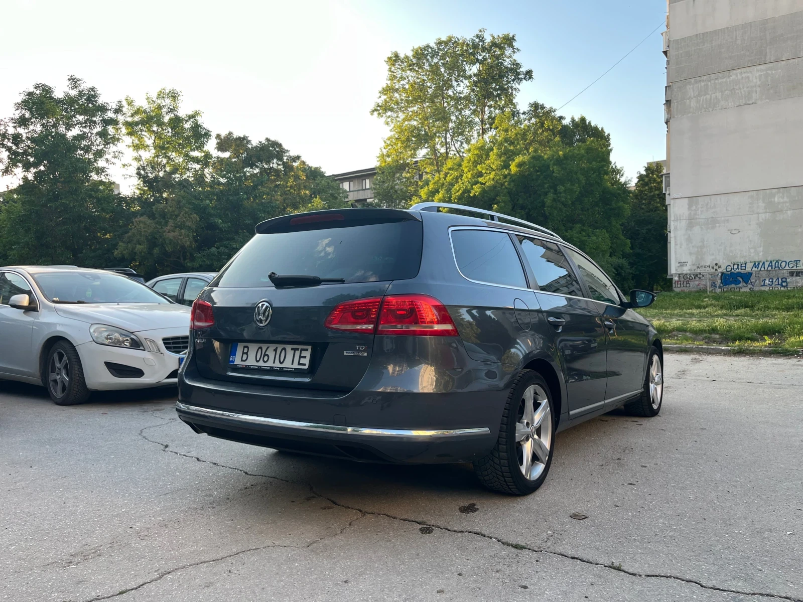 VW Passat 1.6tdi highlain , снимка 6 - Автомобили и джипове - 54703748