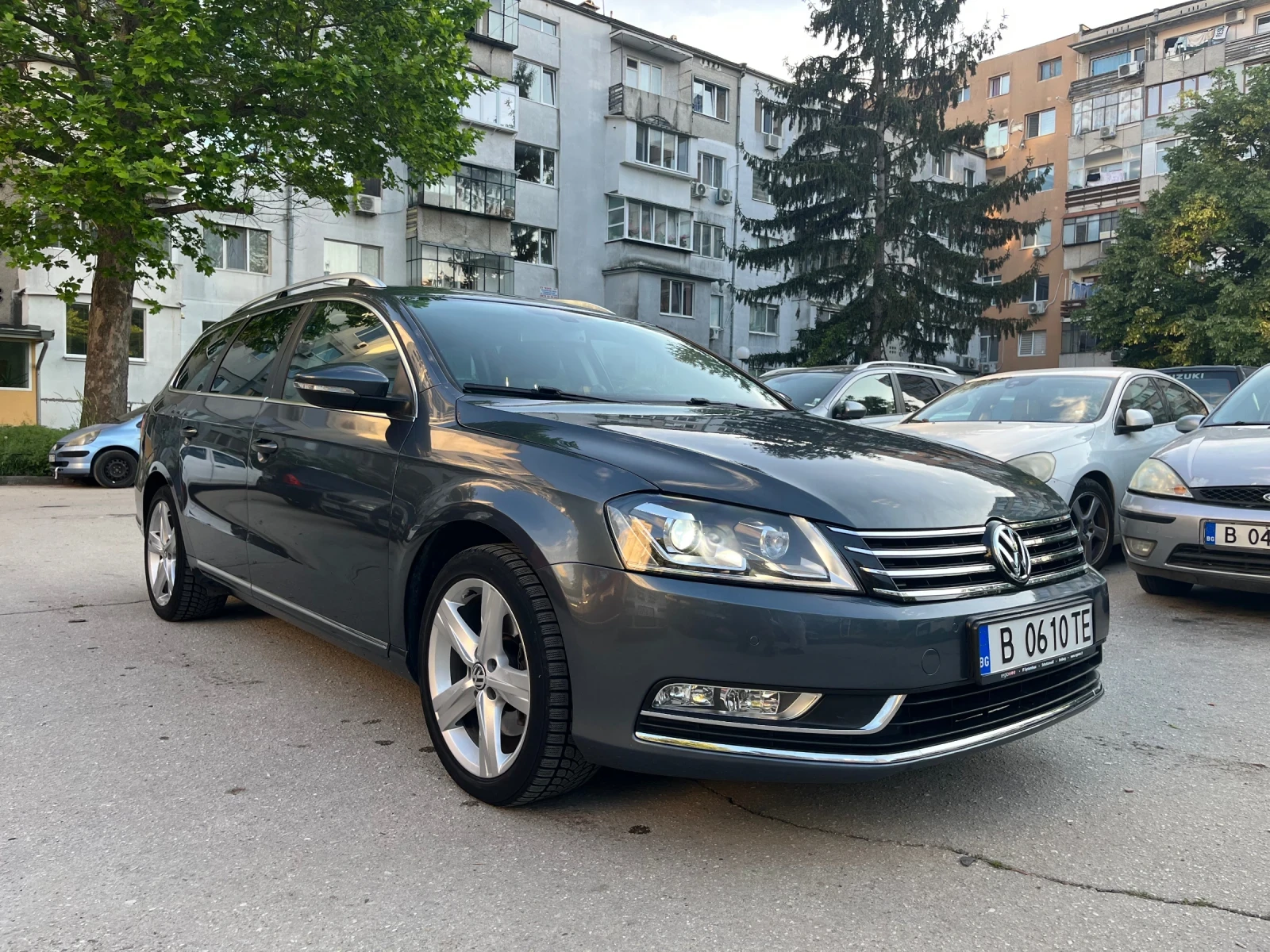 VW Passat 1.6tdi highlain , снимка 2 - Автомобили и джипове - 54703748