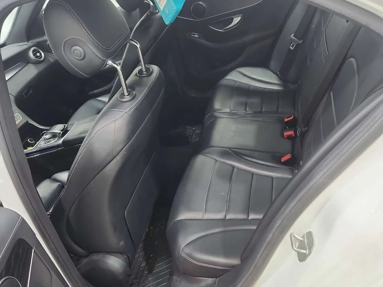 Mercedes-Benz C 300  AWD | DISTRONIC | PANO | ДВА КЛЮЧА , снимка 14 - Автомобили и джипове - 54776987