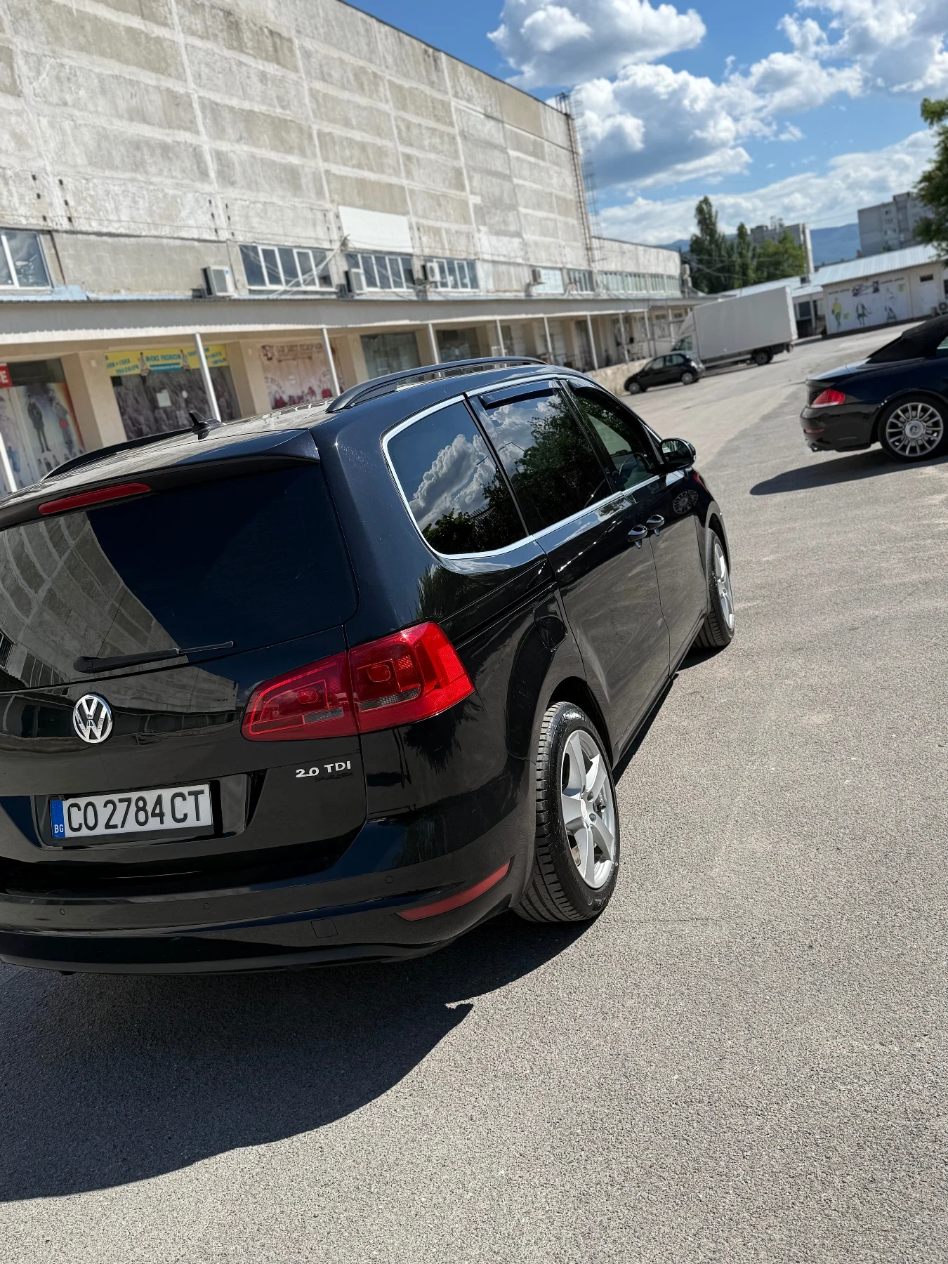 VW Sharan, снимка 4 - Автомобили и джипове - 54975699