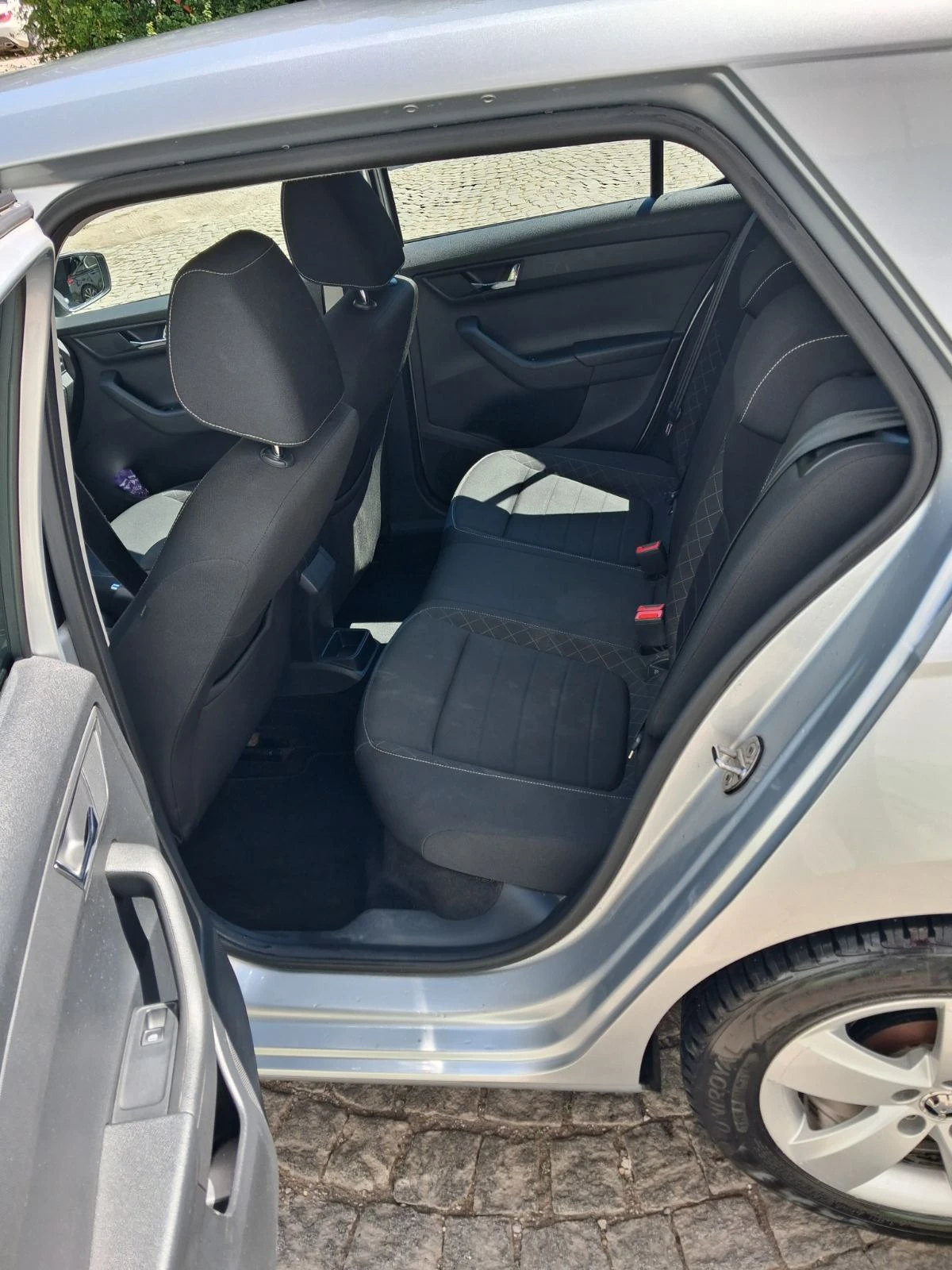 Skoda Fabia, снимка 6 - Автомобили и джипове - 55097257