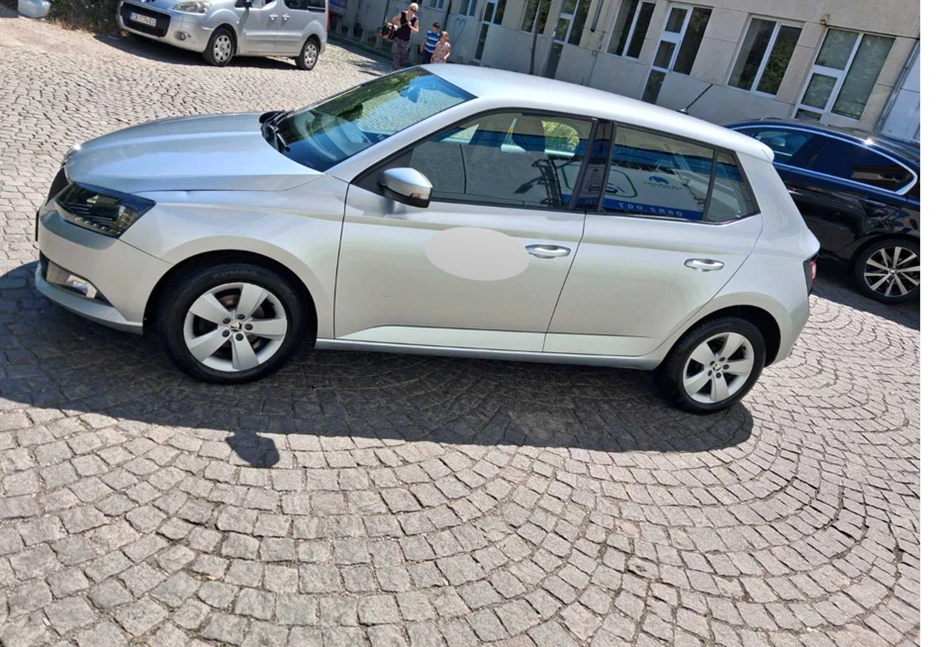Skoda Fabia, снимка 2 - Автомобили и джипове - 55097257