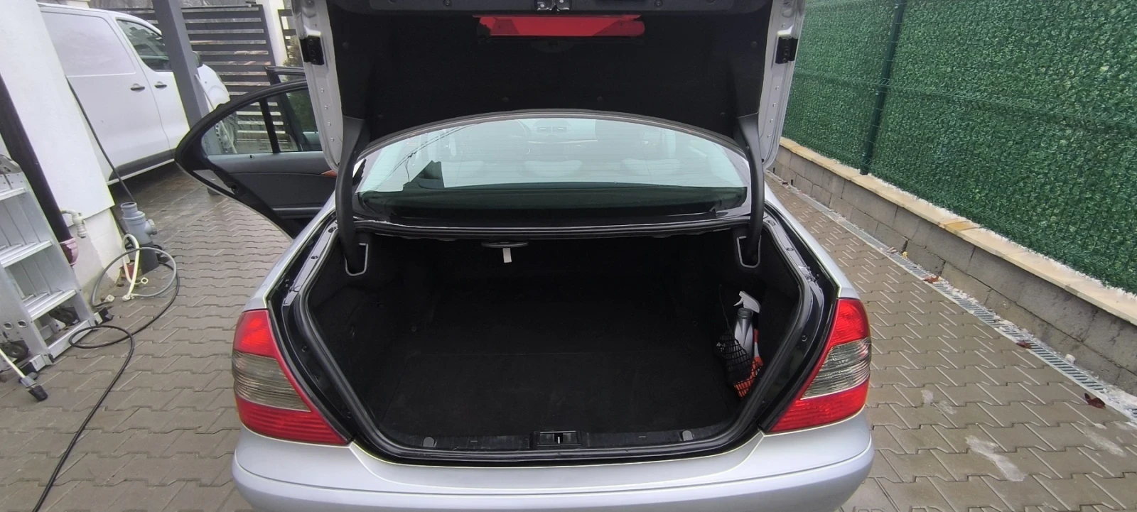 Mercedes-Benz E 200 | Mobile.bg � ����������� 13