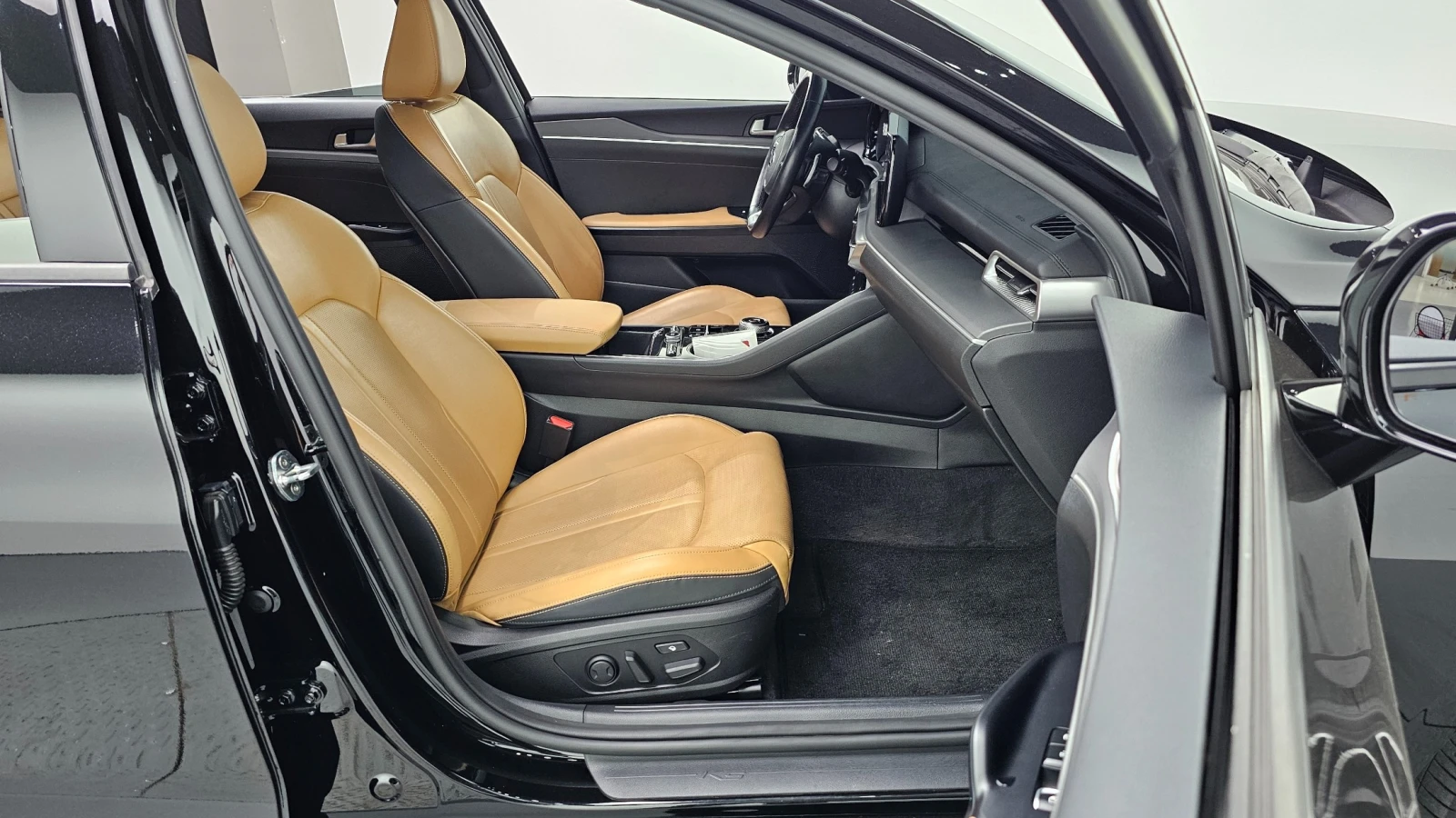 Kia K5 1.6T PRESTIGE | LED | PANO | DISTRONIC | ��������� | Mobile.bg � ����������� 8