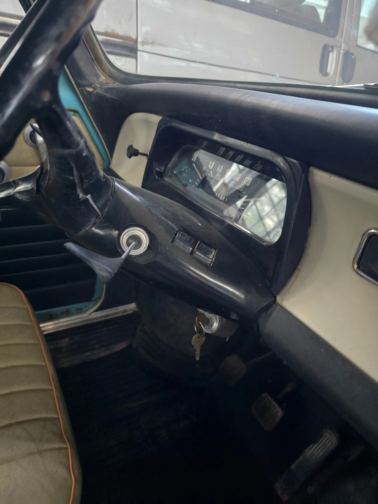 Skoda 1000 1000 MB RETRO, снимка 16 - Автомобили и джипове - 55364774