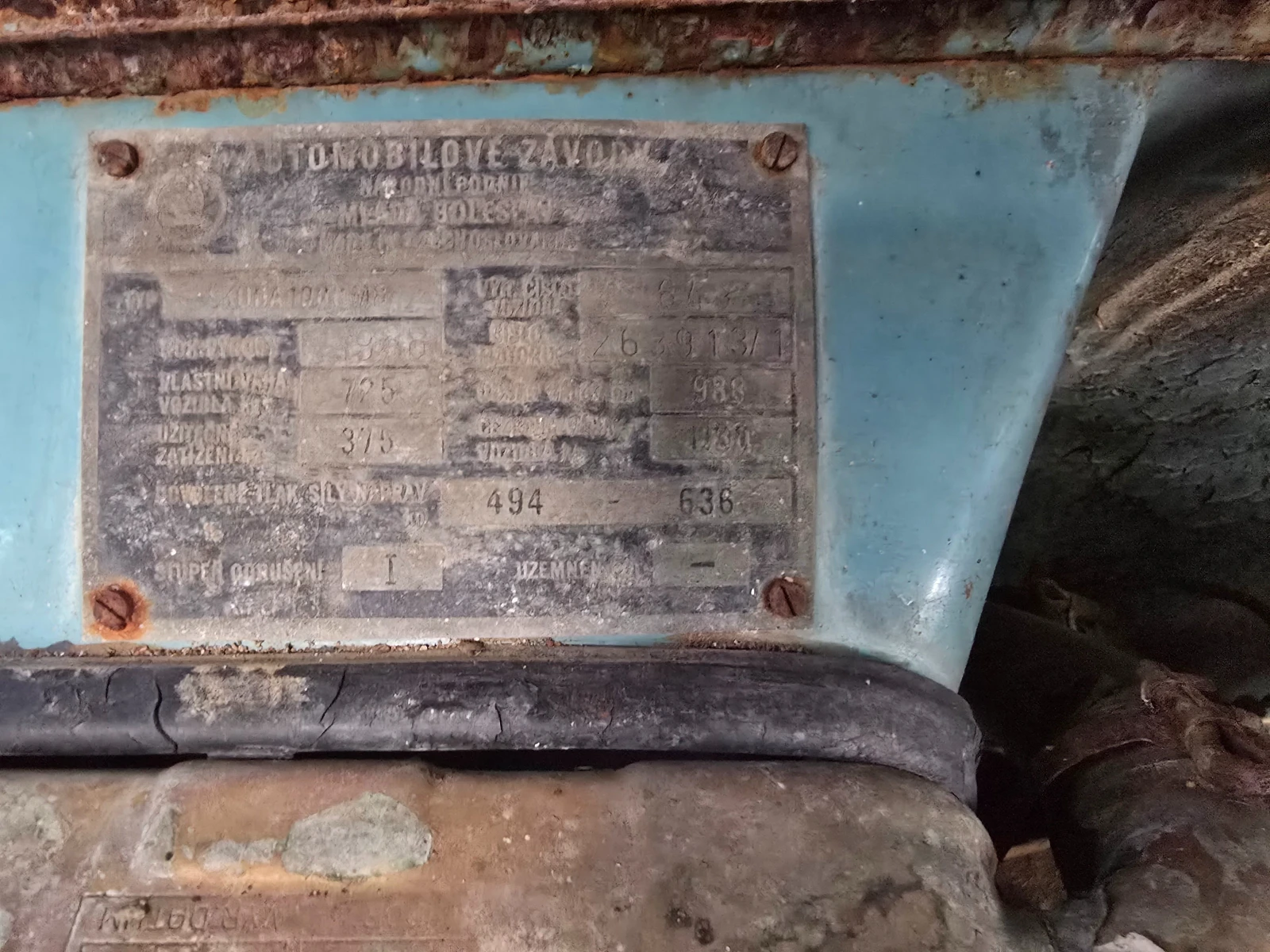 Skoda 1000 1000 MB RETRO, снимка 11 - Автомобили и джипове - 55364774