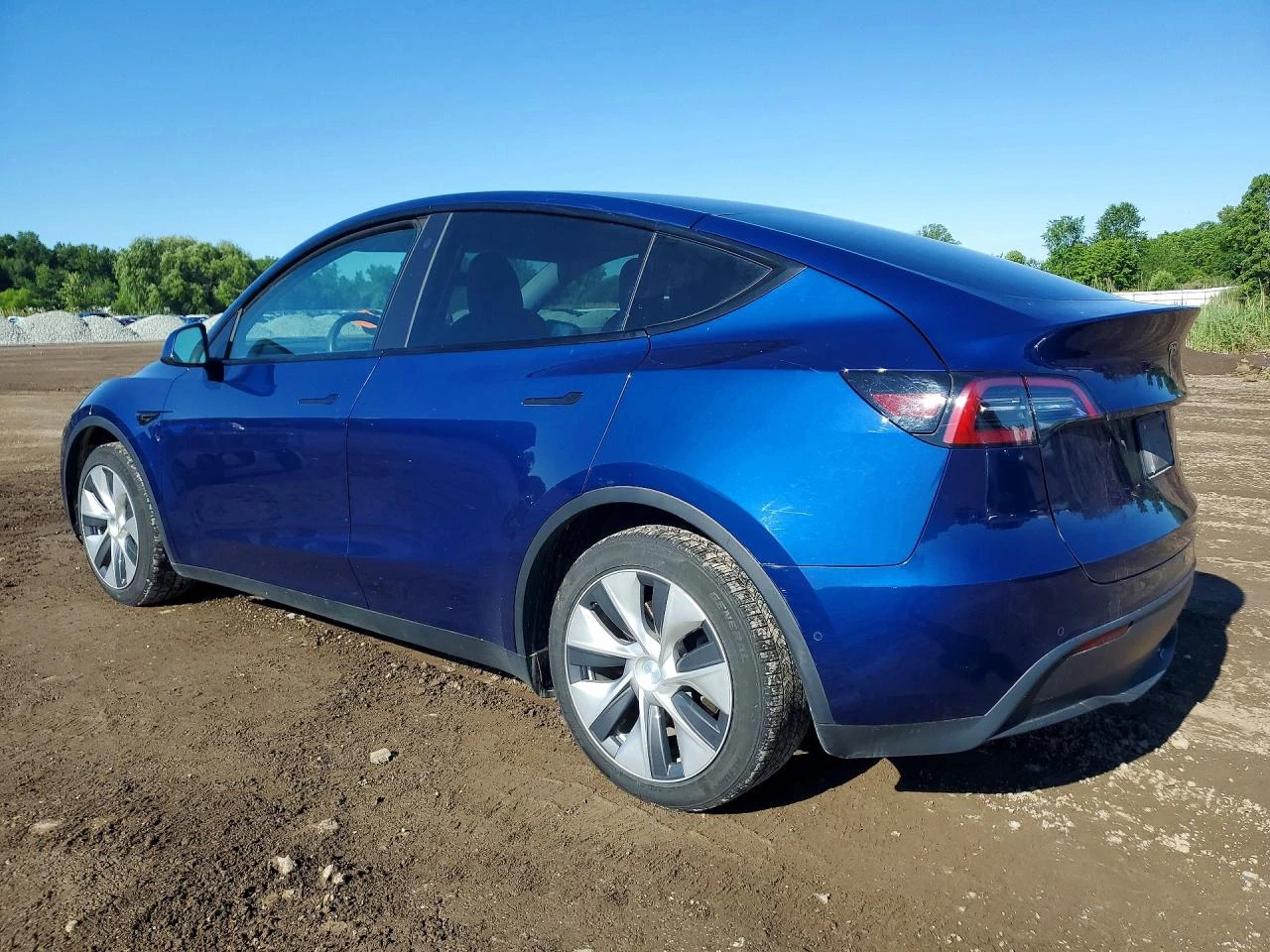 Tesla Model Y LONG RANGE AWD| ТЕРМОПОМПА, снимка 4 - Автомобили и джипове - 55414111