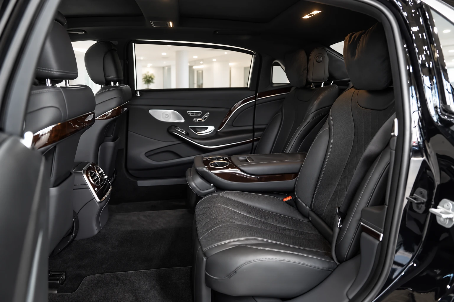 Mercedes-Benz S 560 Maybach CHAUFFEUR-PAK EXKLUSIVE PANO DESIGNO | Mobile.bg � ����������� 8